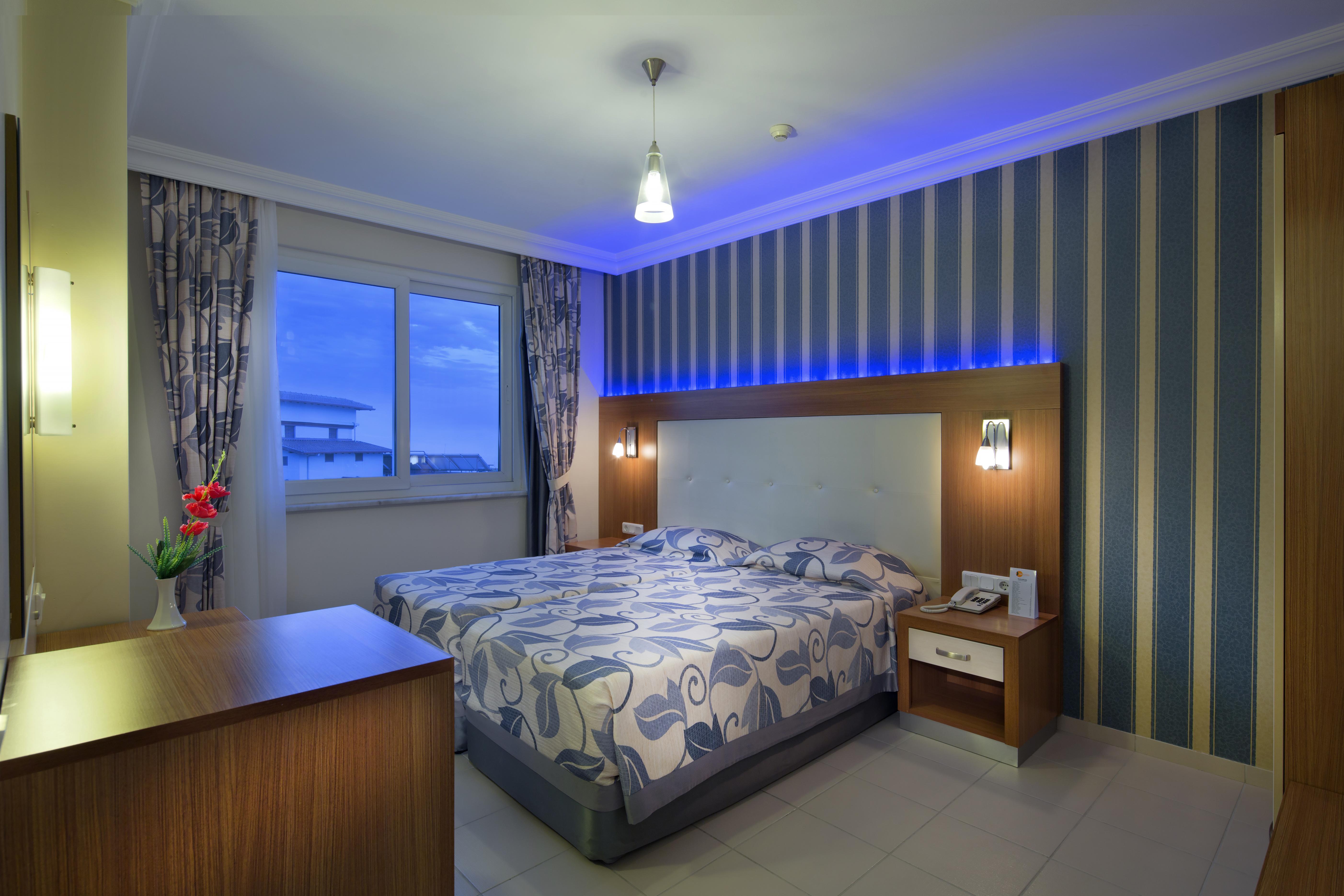 Villa Sunflower Hotel 阿拉尼亚 外观 照片