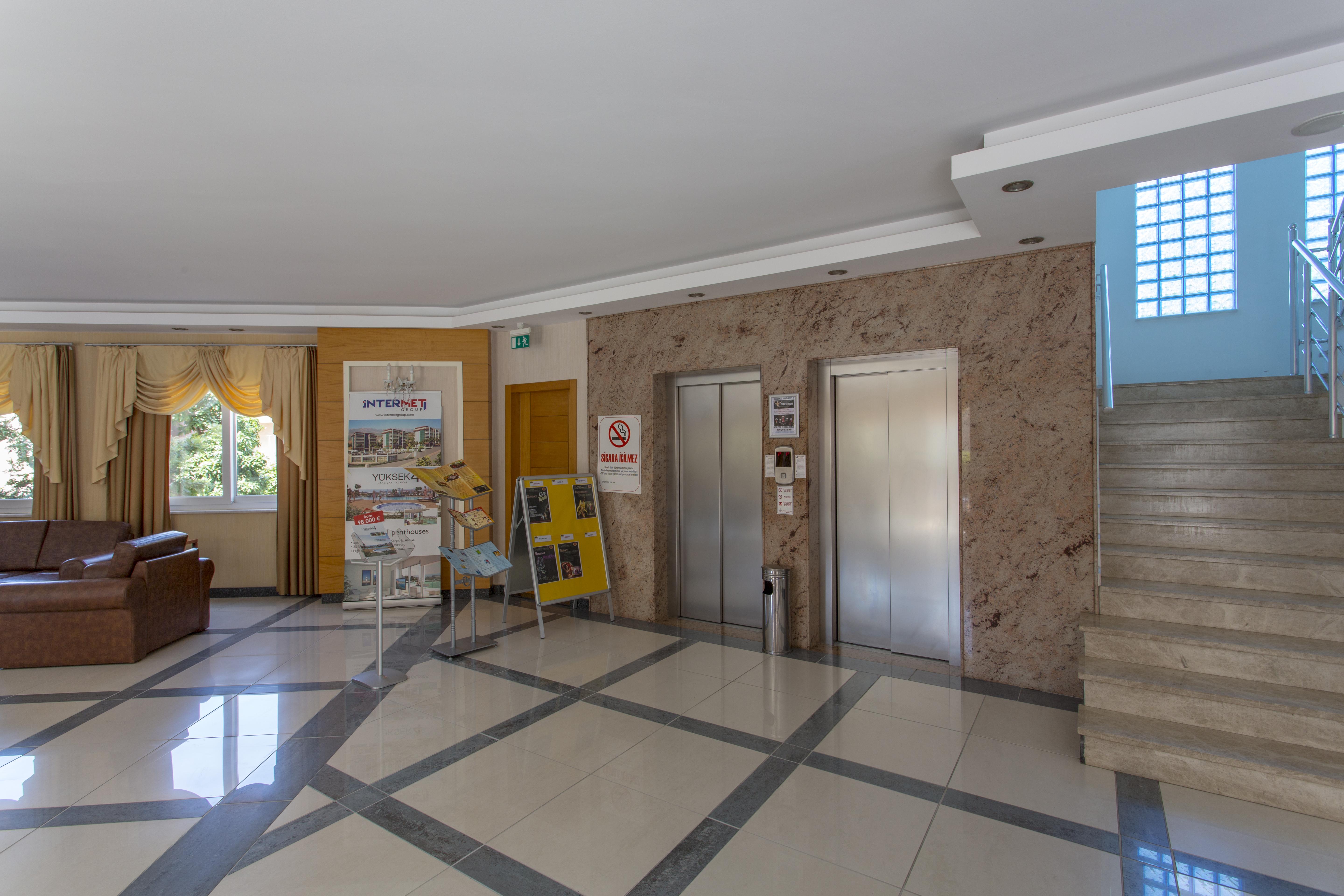 Villa Sunflower Hotel 阿拉尼亚 外观 照片