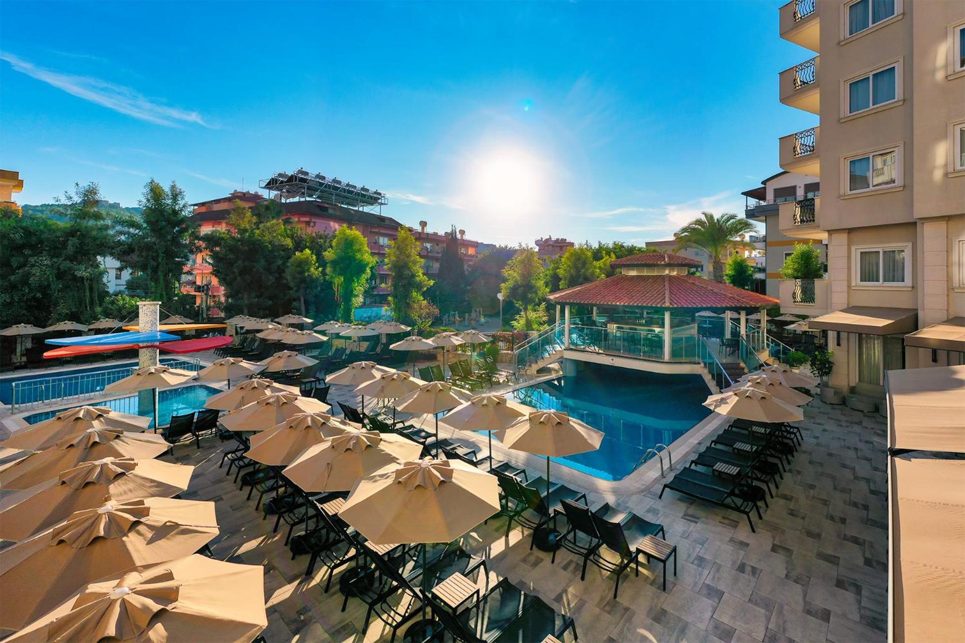 Villa Sunflower Hotel 阿拉尼亚 外观 照片