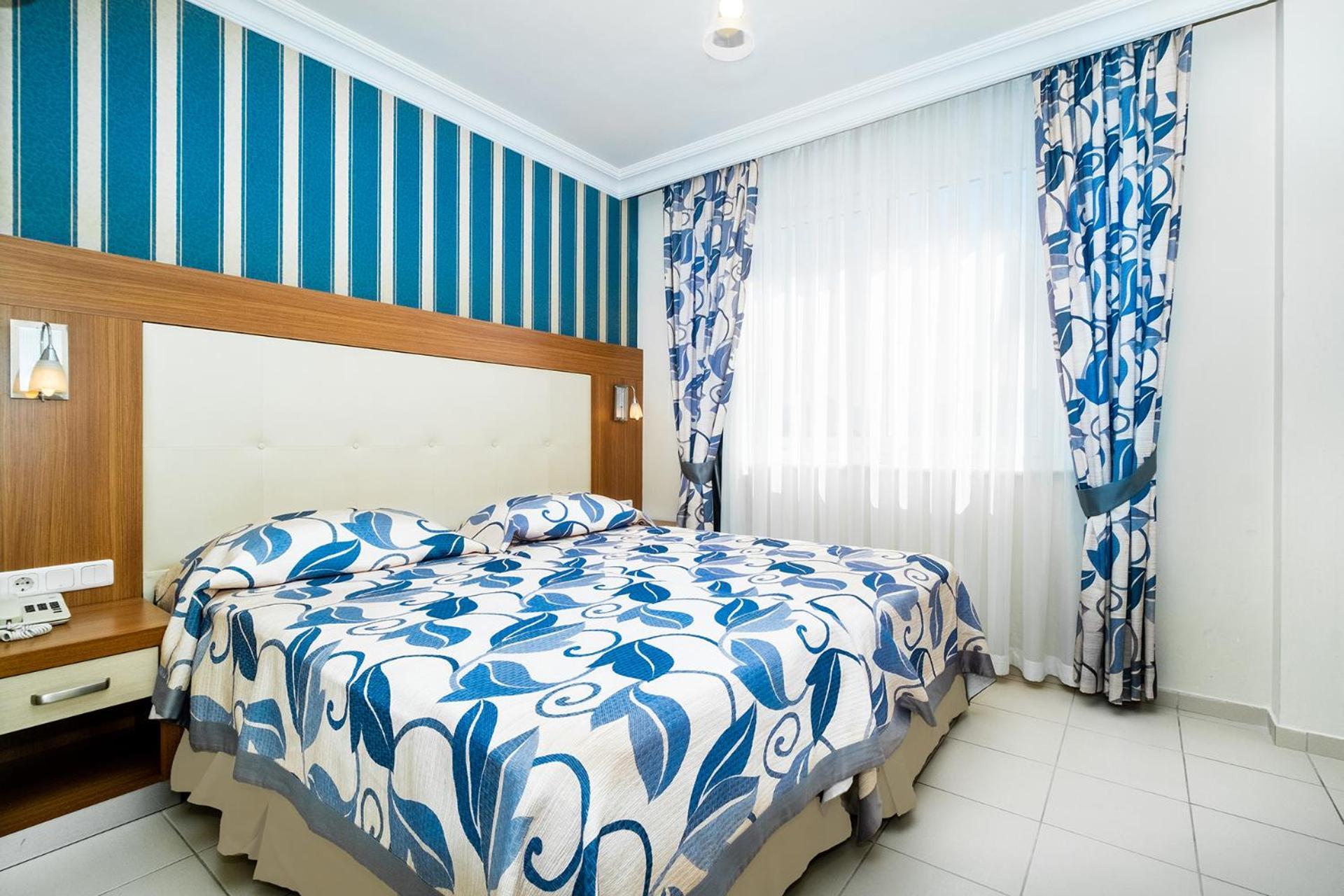 Villa Sunflower Hotel 阿拉尼亚 外观 照片