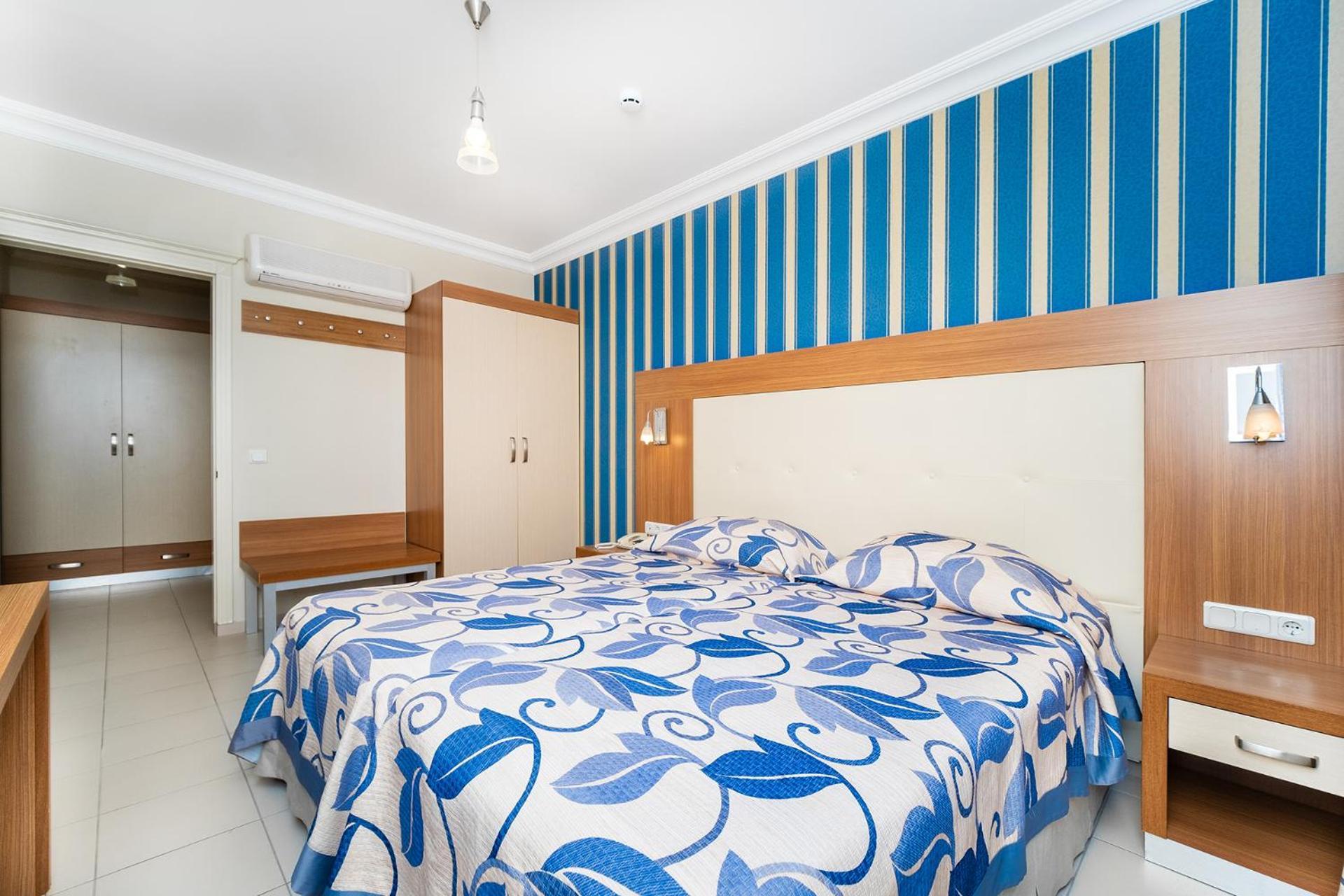 Villa Sunflower Hotel 阿拉尼亚 外观 照片