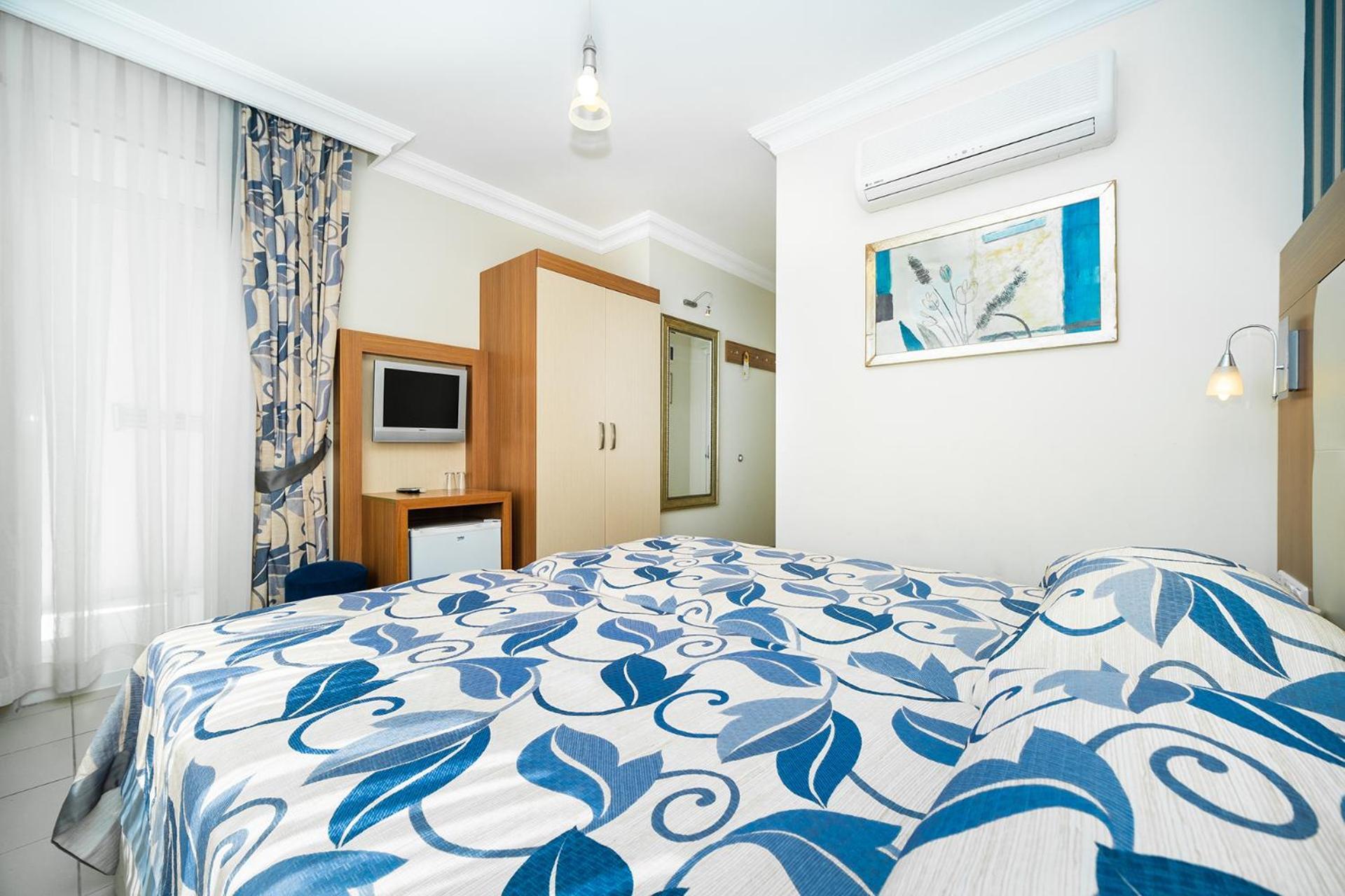 Villa Sunflower Hotel 阿拉尼亚 外观 照片